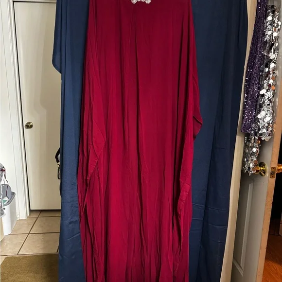 Mainstays Red Long Sleeve Cape Dress - Picture 2 of 8